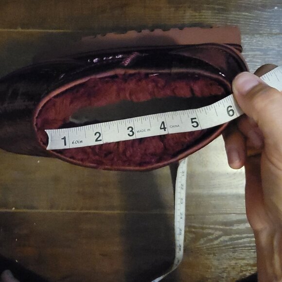 NEW UGG Classic Ultra Mini Mirror Ball Boots Womens 7 Wild Grape Sequin Fur - Picture 10 of 10